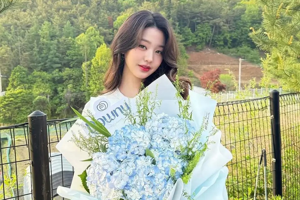 岁月从不败美人?江珊陈红蒋雯丽自然老去,许晴 50 岁仍似少女